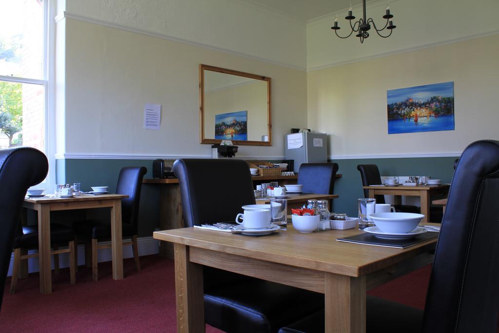 Hotel The Woodlands Ilfracombe Esterno foto