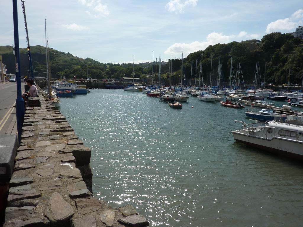 Hotel The Woodlands Ilfracombe Esterno foto